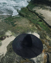 Load image into Gallery viewer, Sea Witch Floppy Hat
