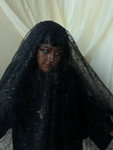 Load image into Gallery viewer, Spider Web Veil in Black
